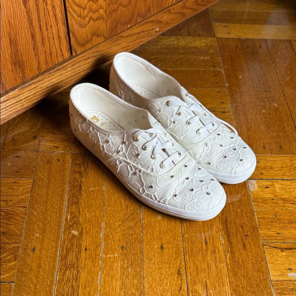 KedsxKate Spade Women’s Ivory Floral Lace Slip-On Sneakers
